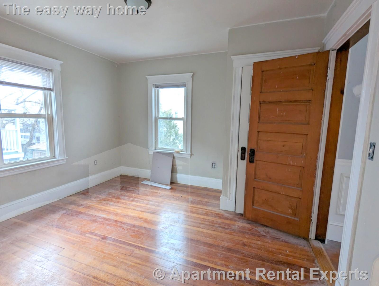 35 Trowbridge St, Arlington