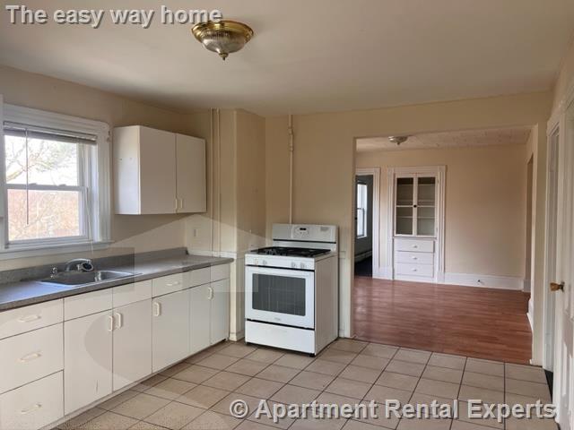 114 Woodstock St, Teele Square