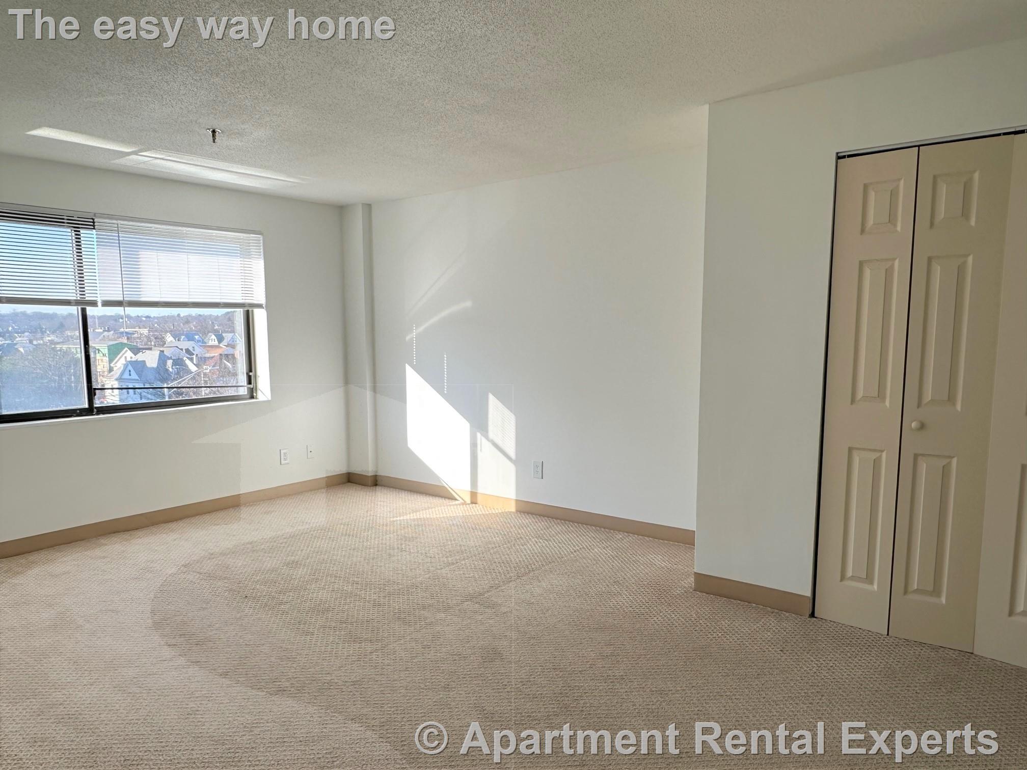 520 Main St, Malden Center