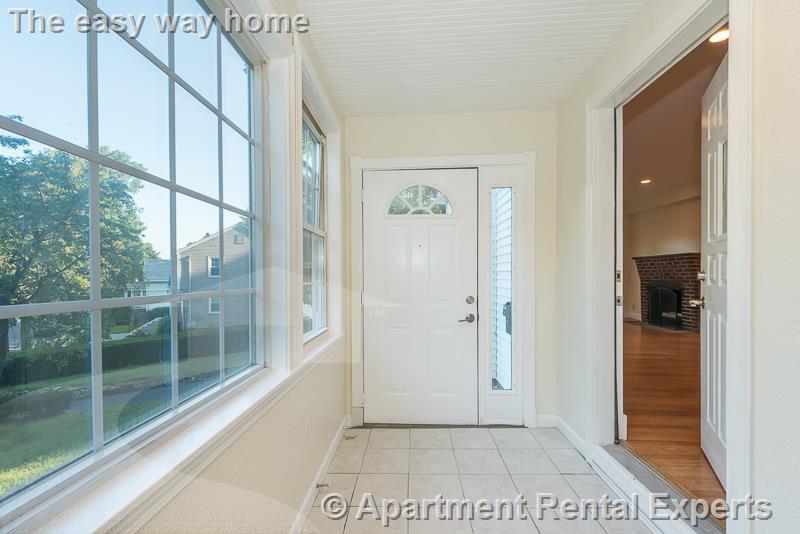 66 Glenellen Rd, West Roxbury