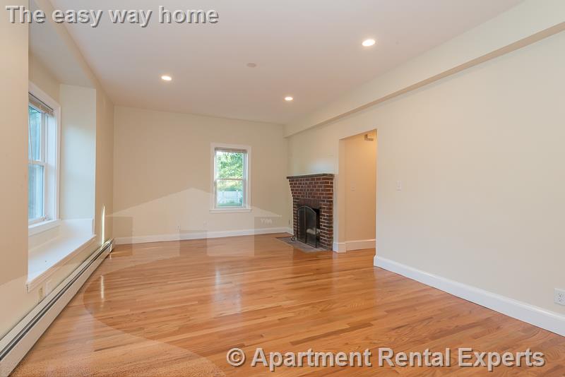 66 Glenellen Rd, West Roxbury
