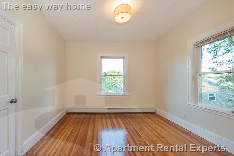 66 Glenellen Rd, West Roxbury