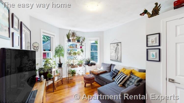 11 Partridge Ave, Magoun Square