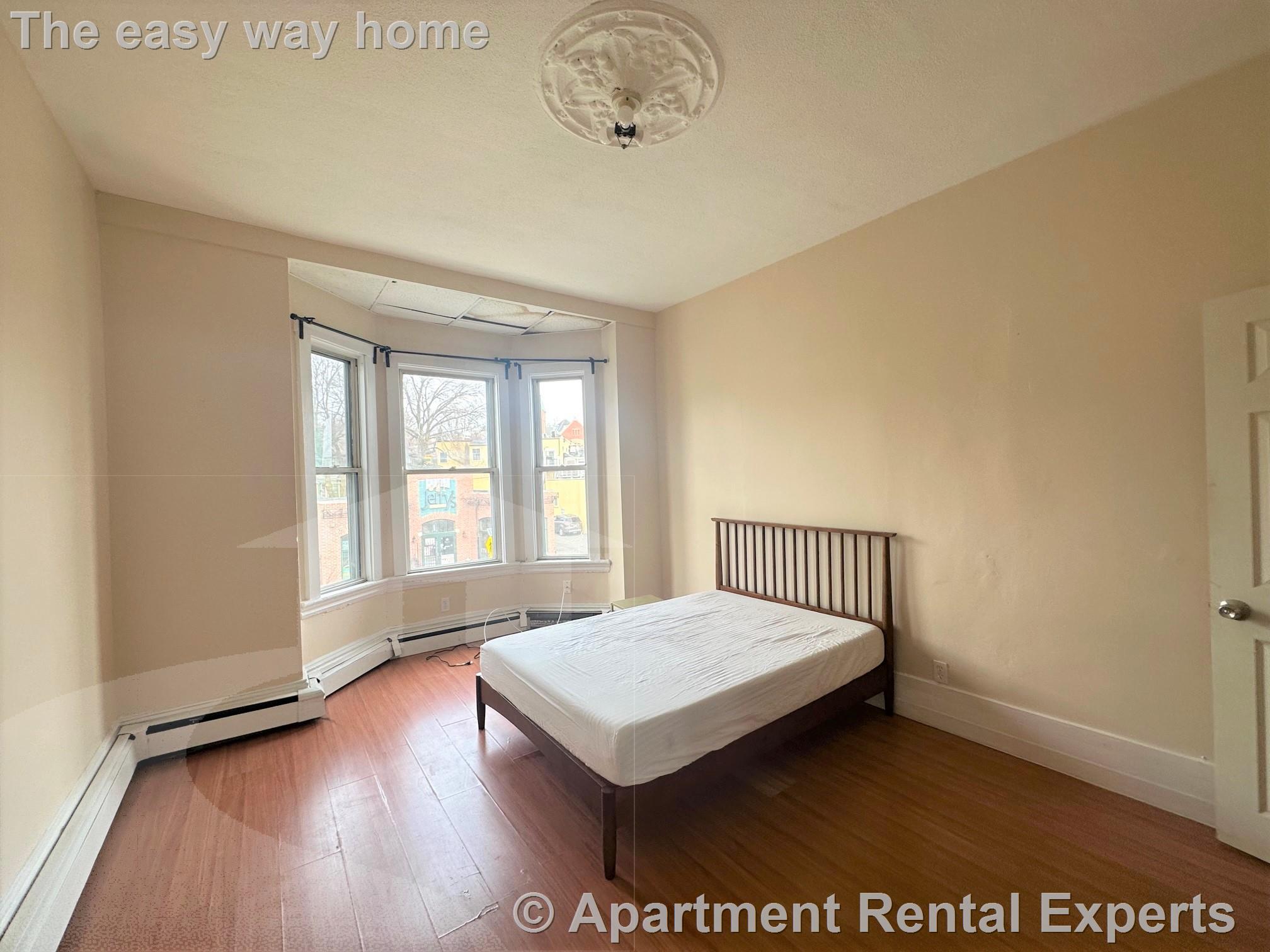 326 Somerville Ave, Union Square