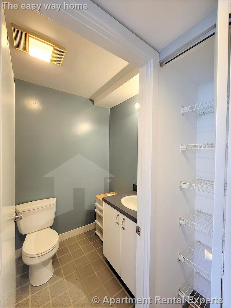 218 Thorndike St, East Cambridge