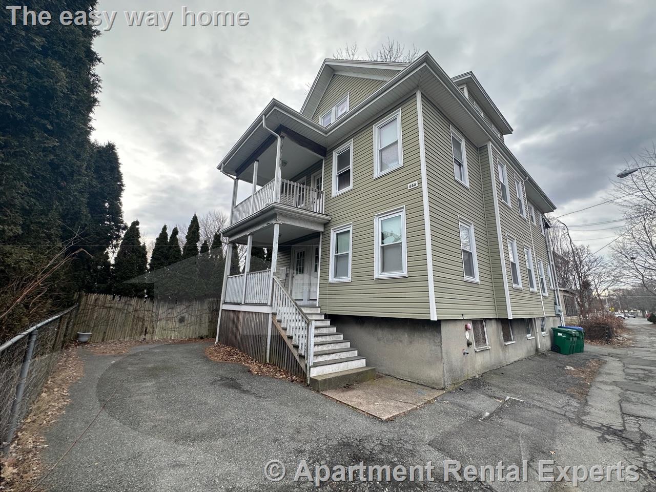 66A Paris St, Medford Square
