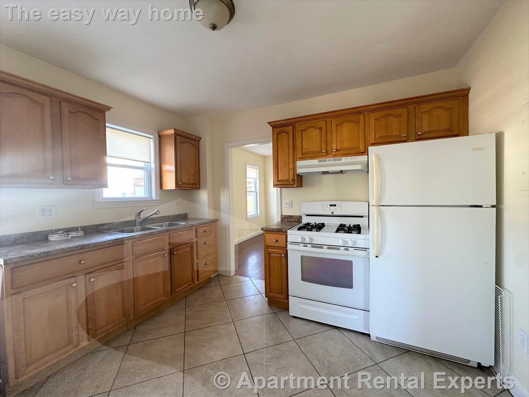 66A Paris St, Medford Square