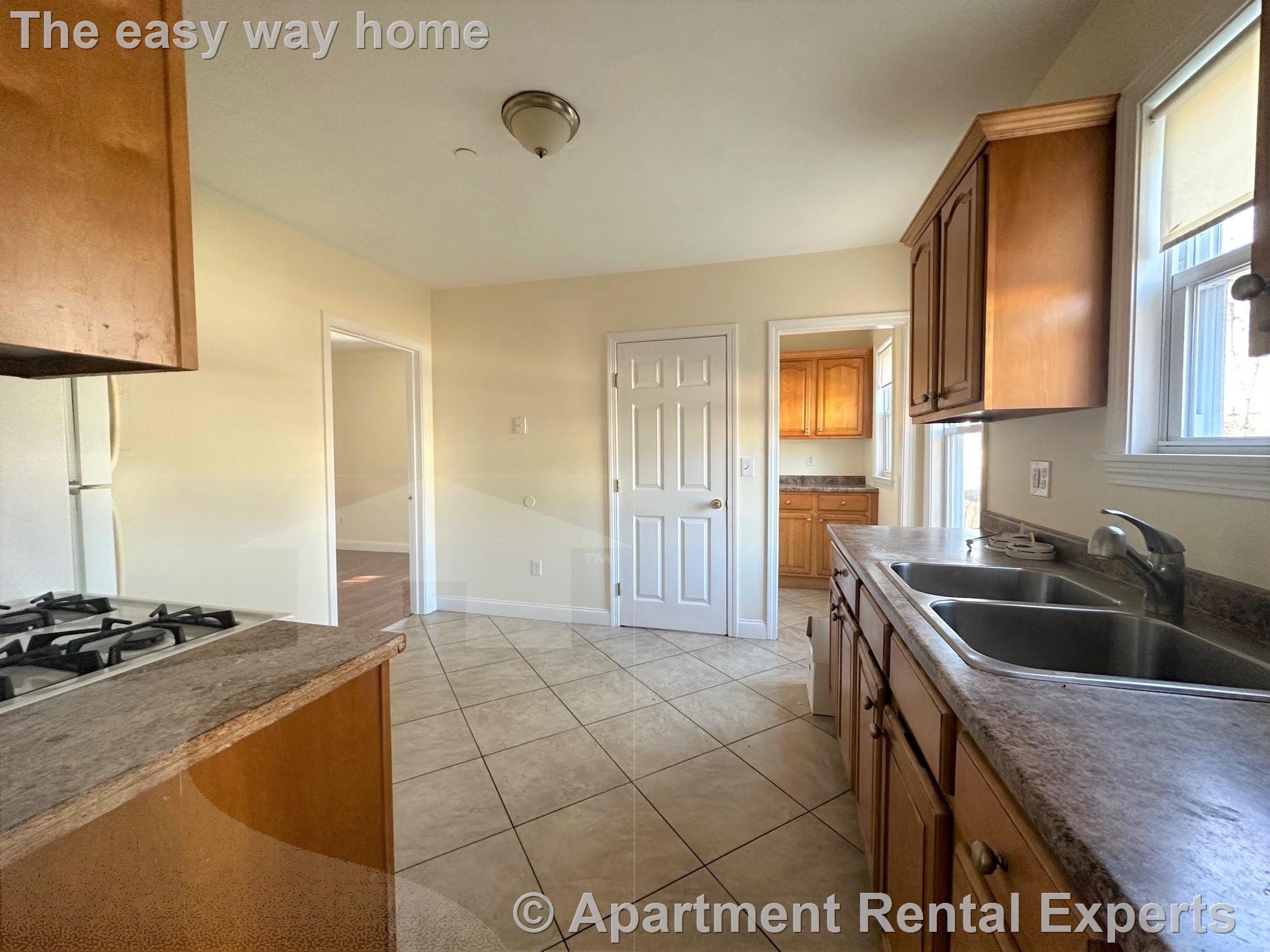 66A Paris St, Medford Square