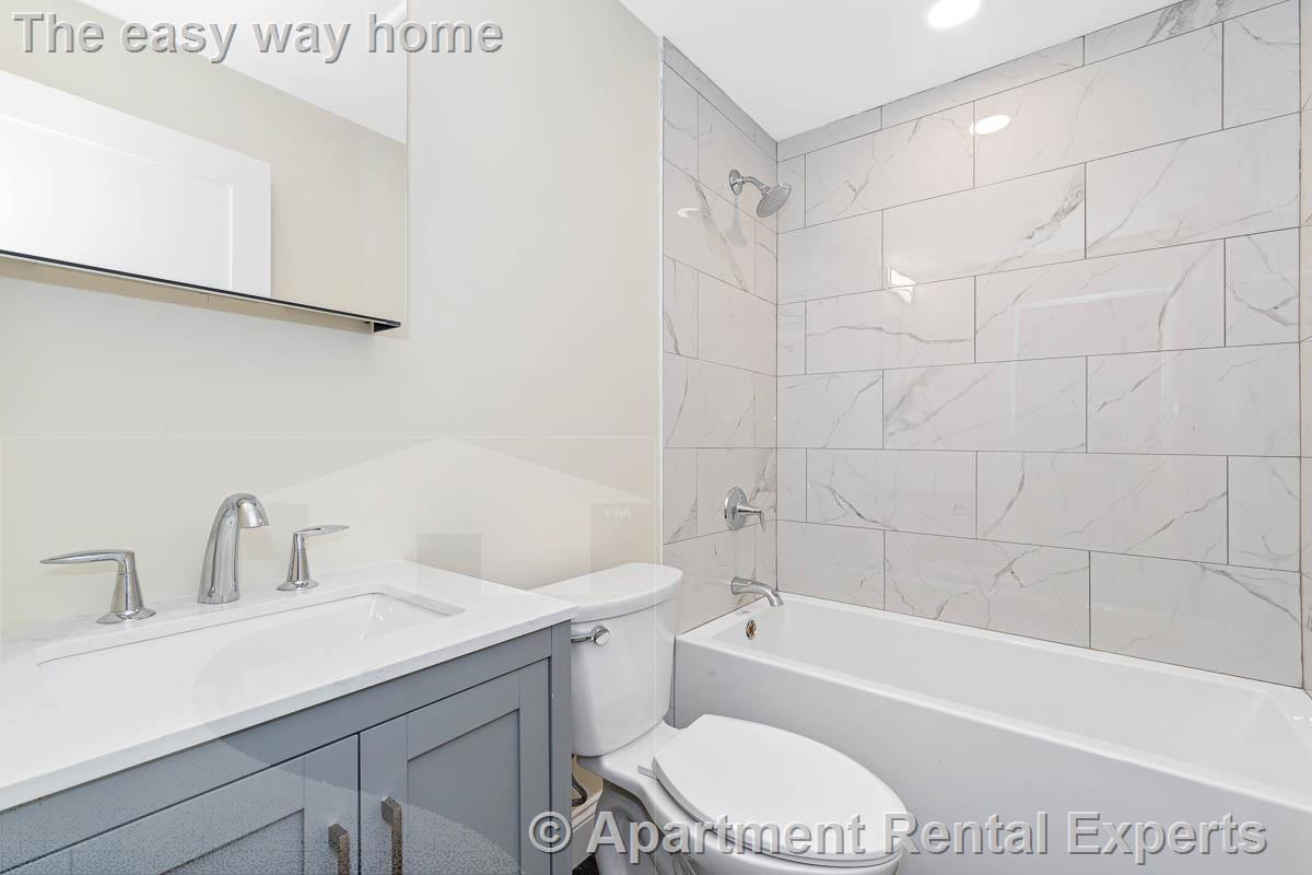 77 Winchester St, Ball Square