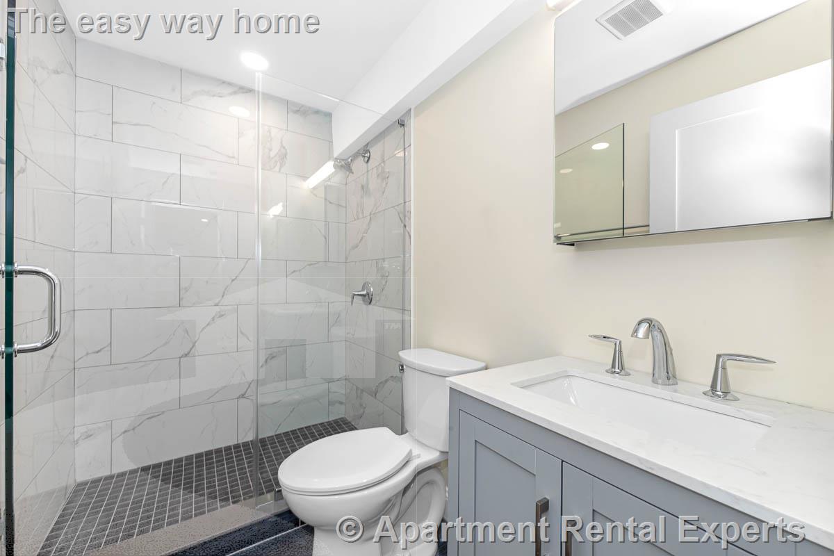 77 Winchester St, Ball Square