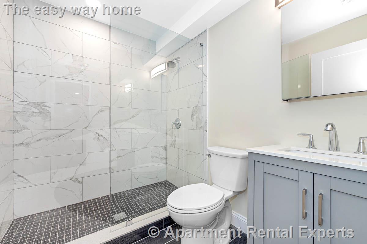 77 Winchester St, Ball Square