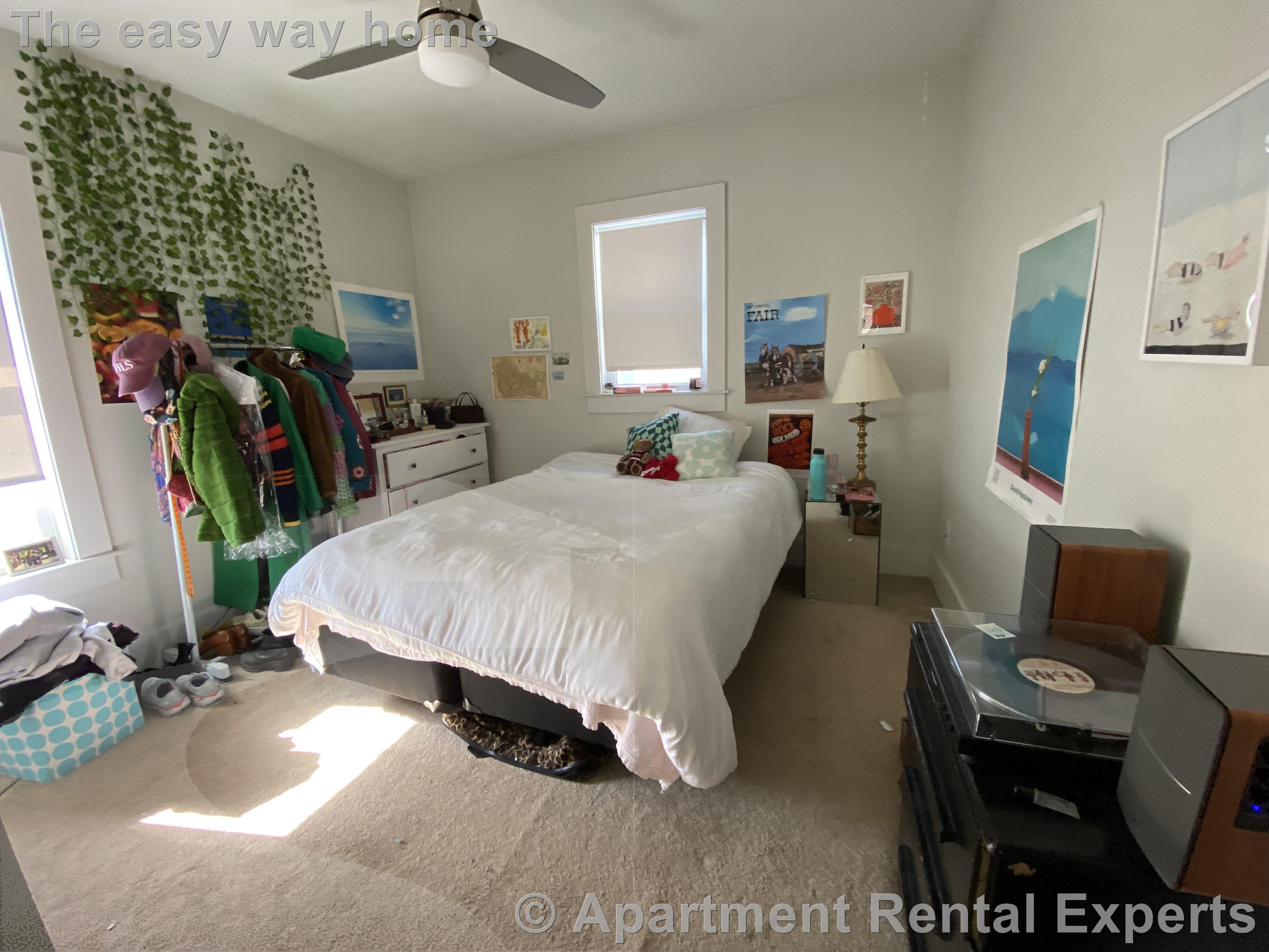 750 Broadway, Davis Square