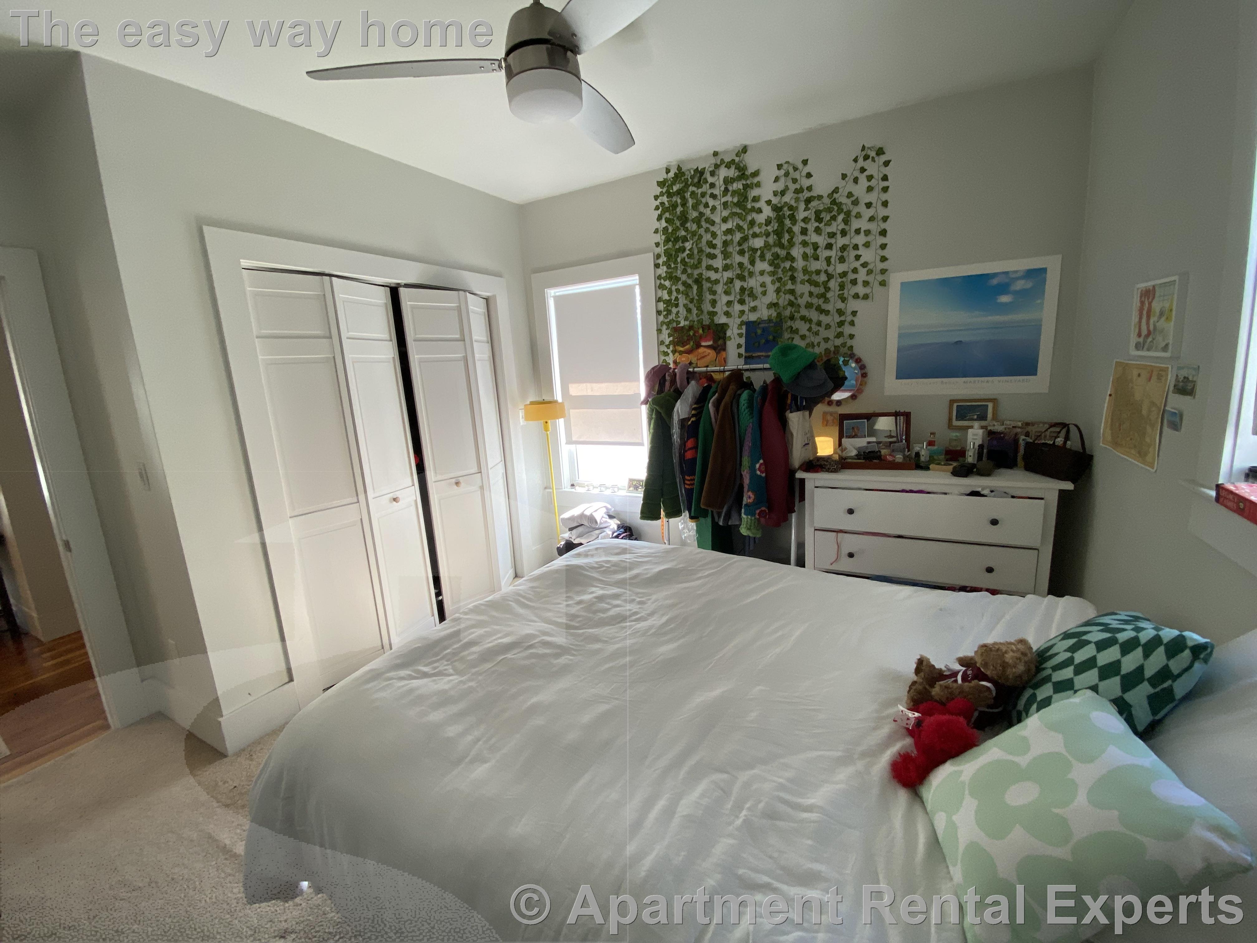 750 Broadway, Davis Square