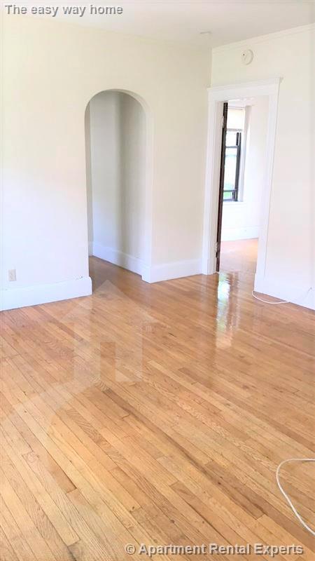 349 Pleasant St, Malden Center