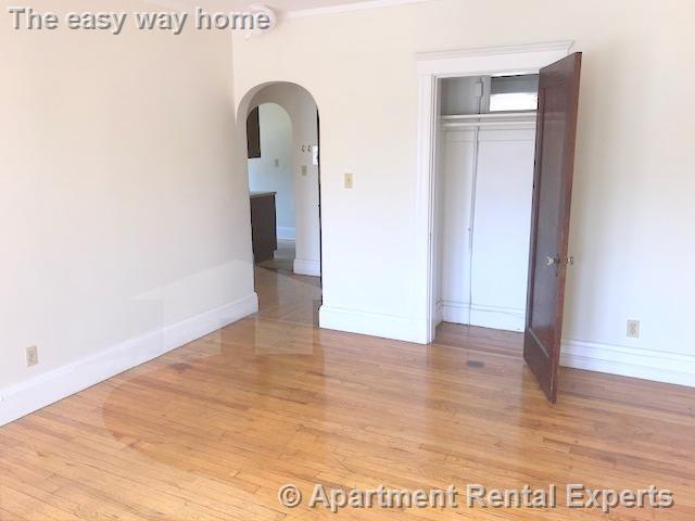 349 Pleasant St, Malden Center