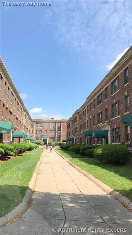 349 Pleasant St, Malden Center