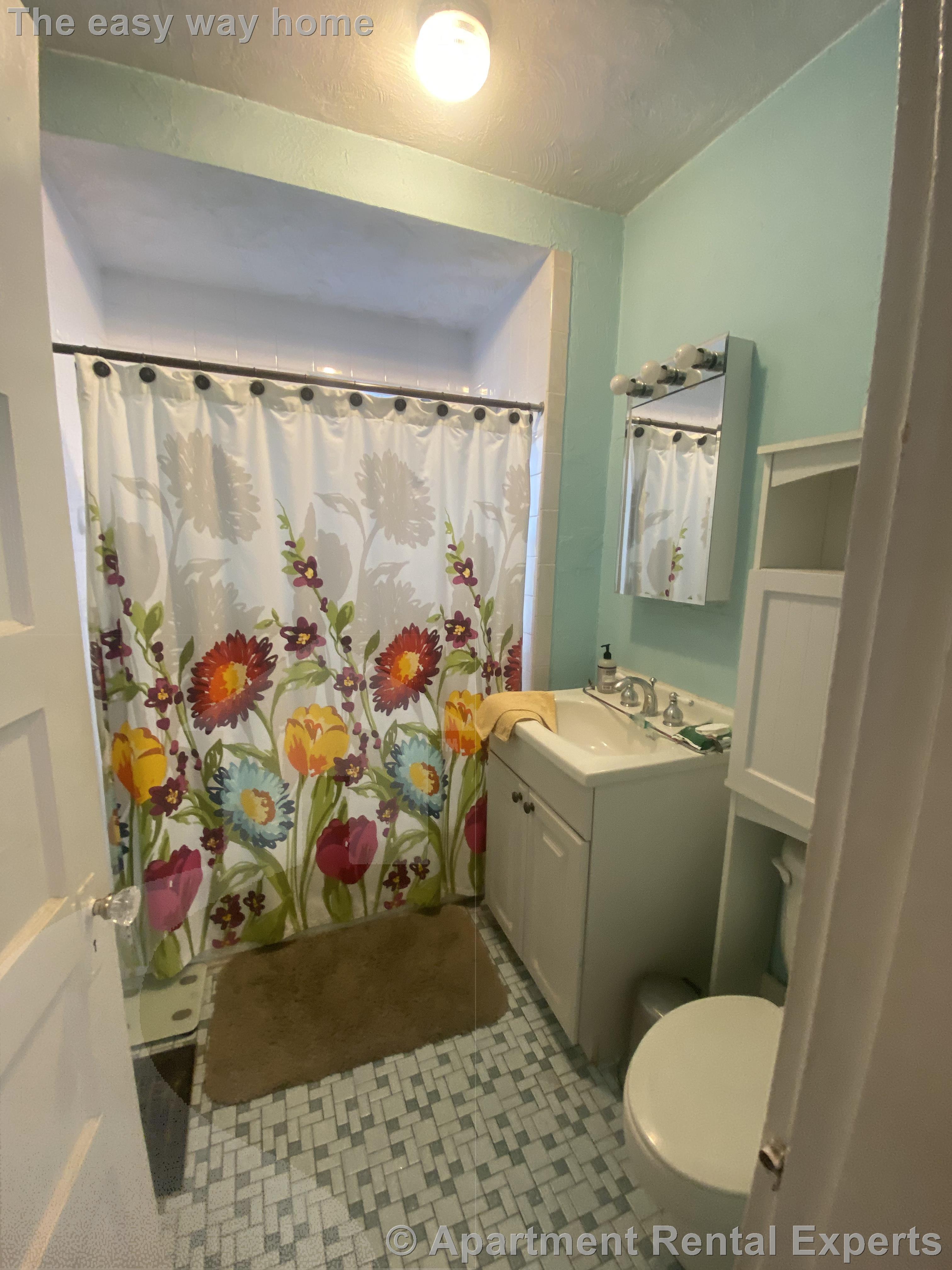 12 School St, Union Square