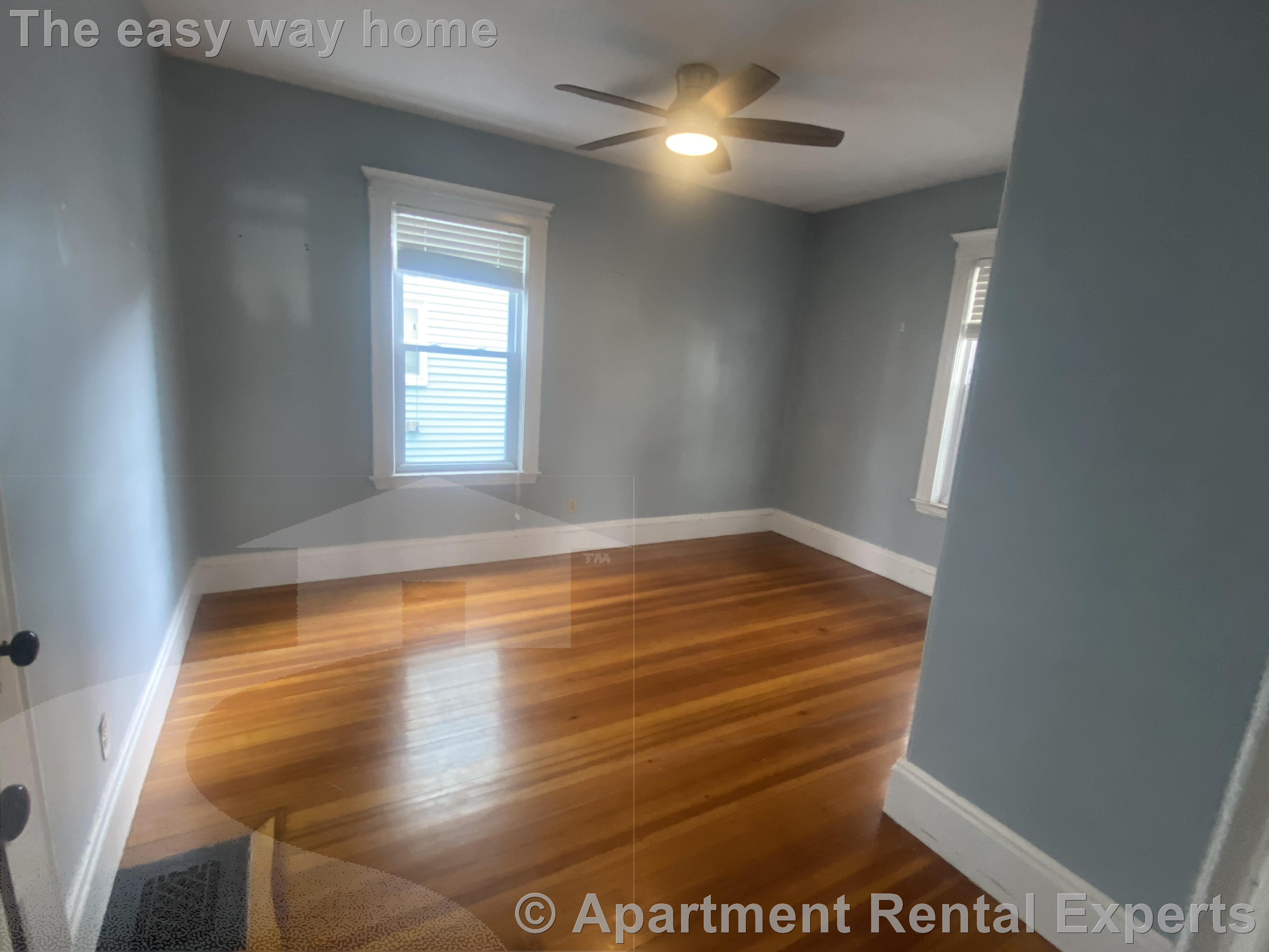 12 School St, Union Square