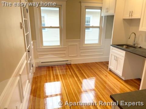 35 Trowbridge St, Arlington