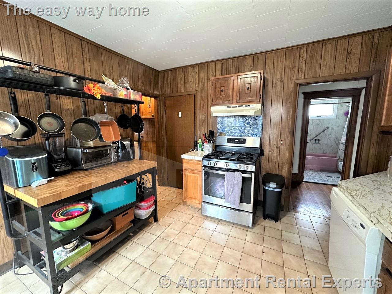 130 North St, Teele Square