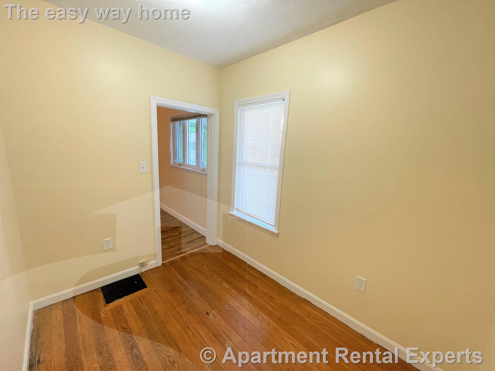 225 Holland St, Davis Square