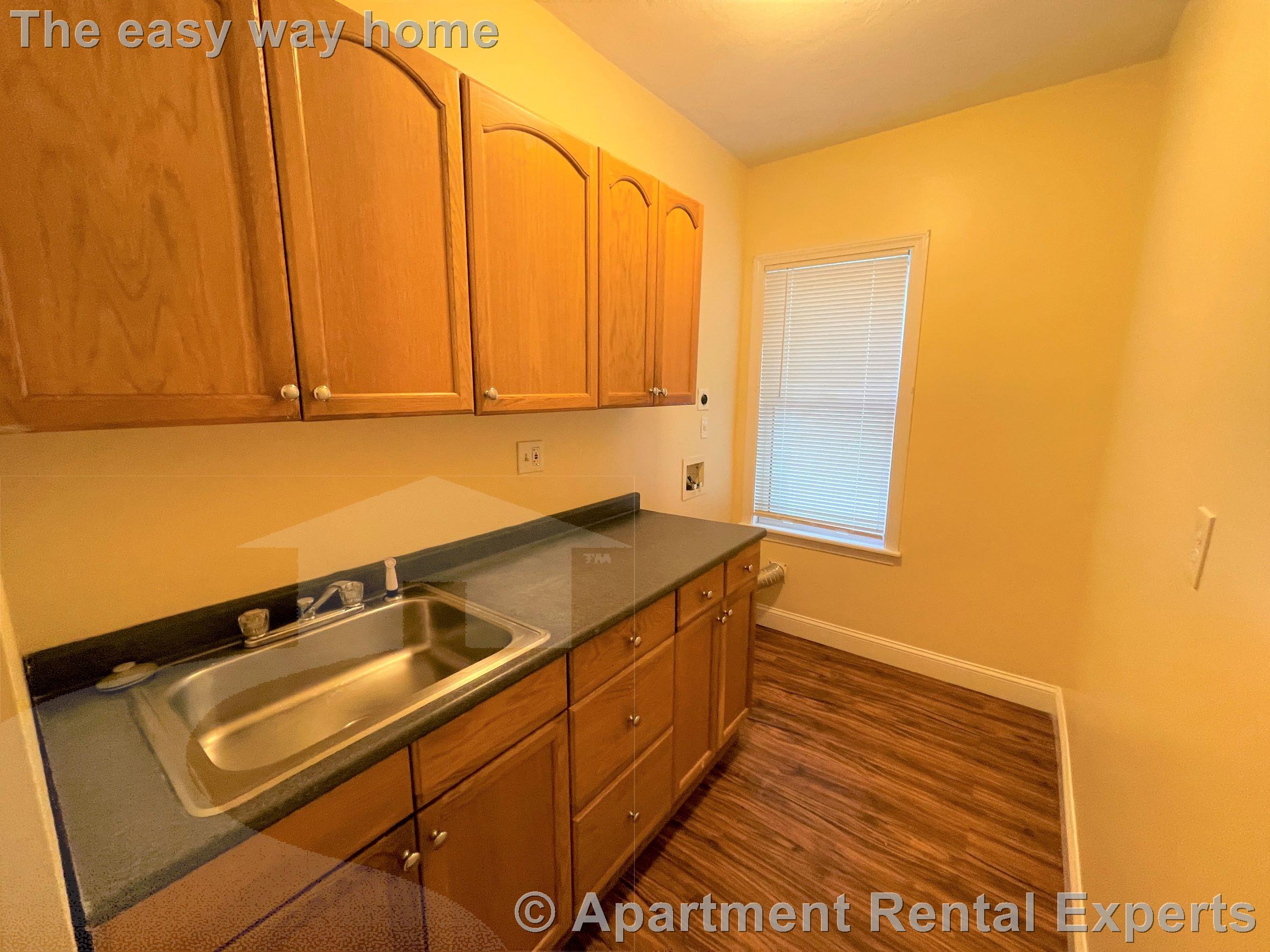 225 Holland St, Davis Square