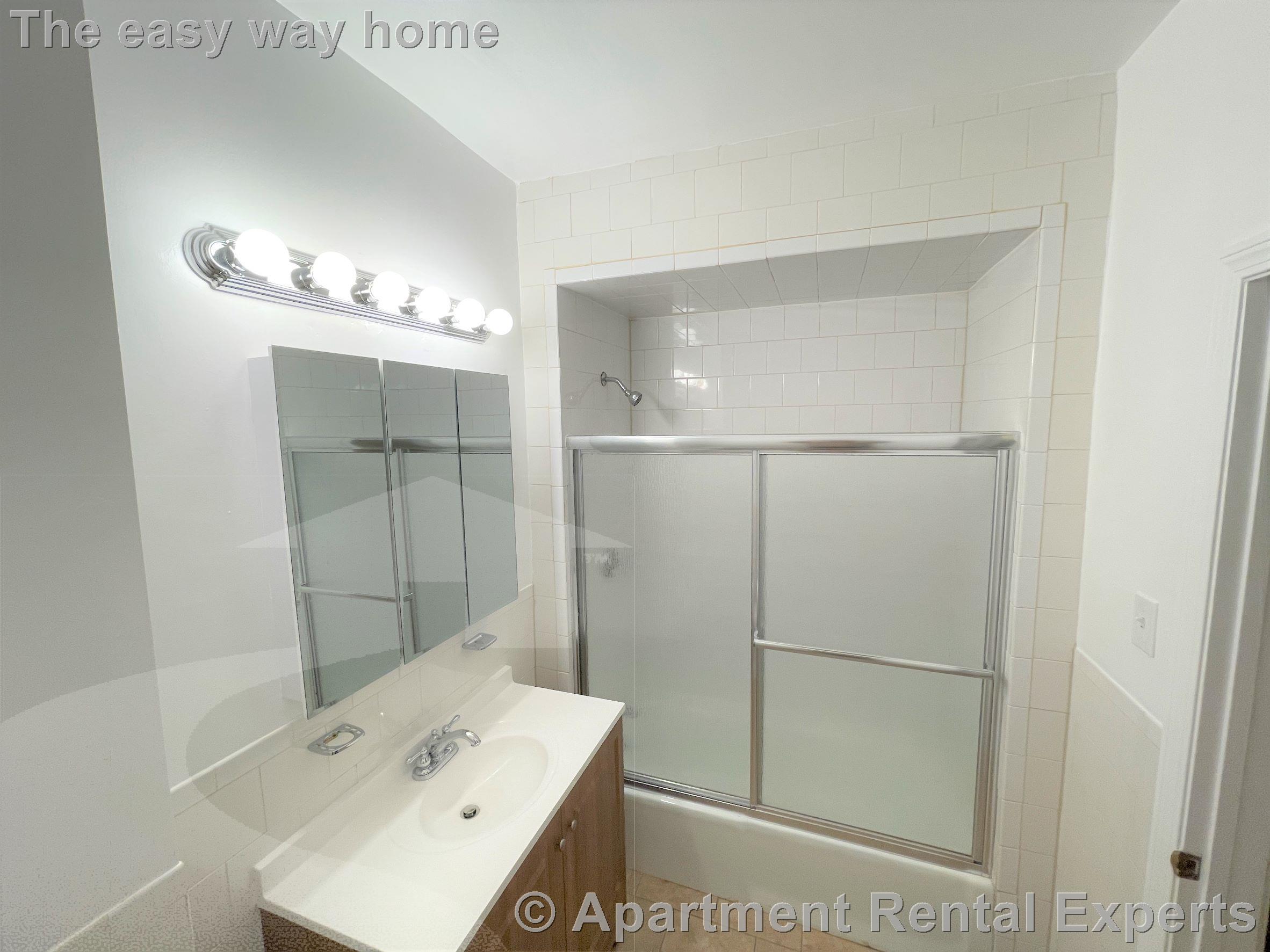 225 Holland St, Davis Square