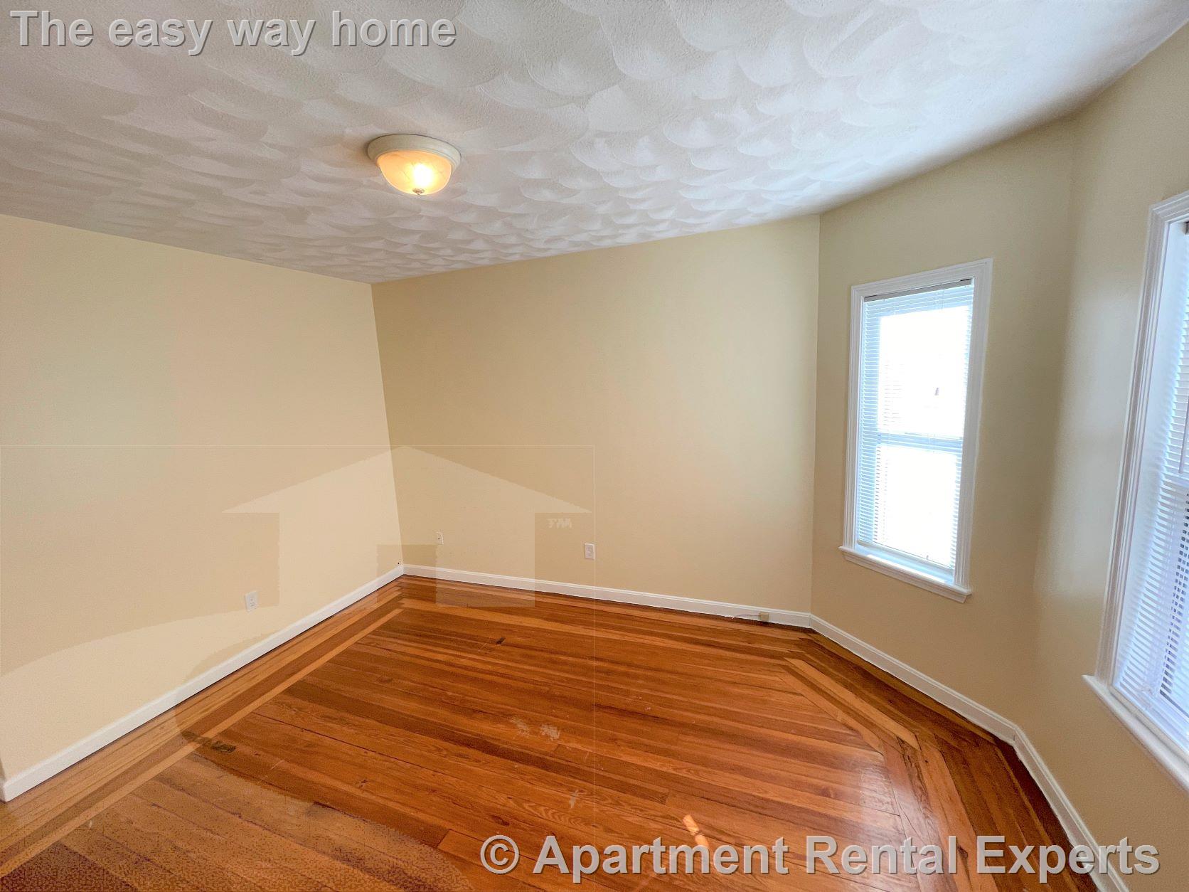 225 Holland St, Davis Square