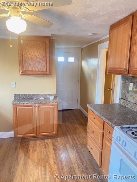 278 Lowell St, Magoun Square