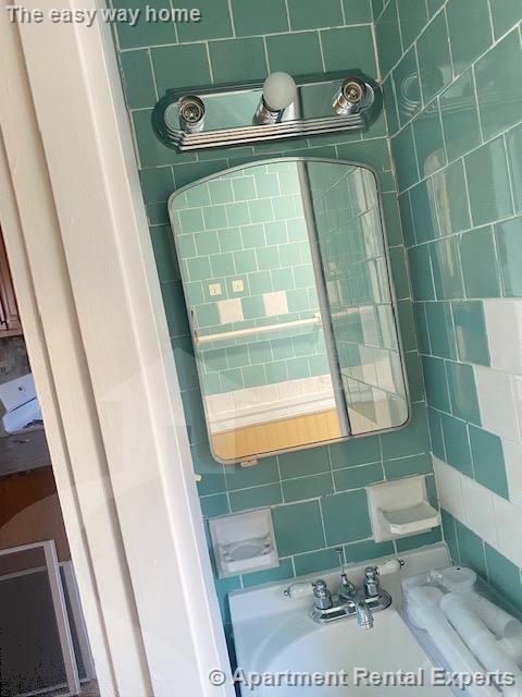 278 Lowell St, Magoun Square