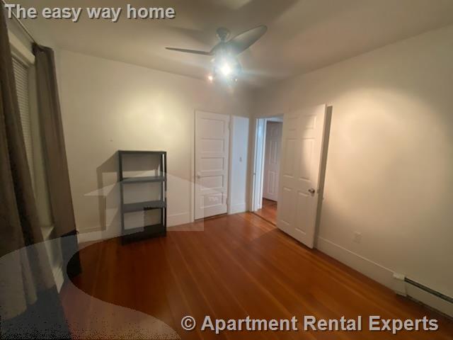 66 Paris St, Medford Square