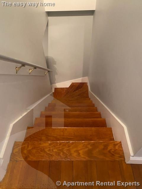 66 Paris St, Medford Square