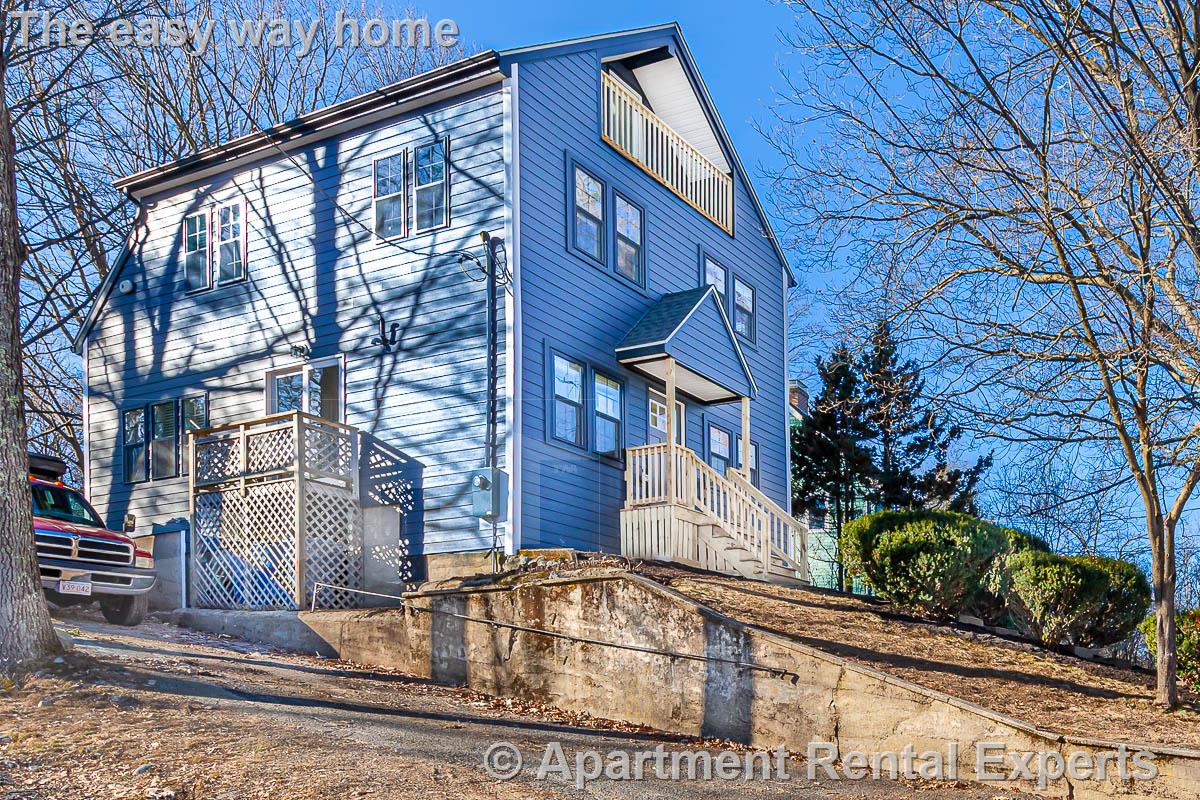 48 Caldwell Rd, Waltham