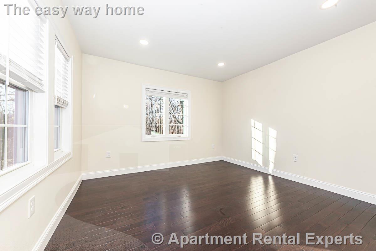 48 Caldwell Rd, Waltham