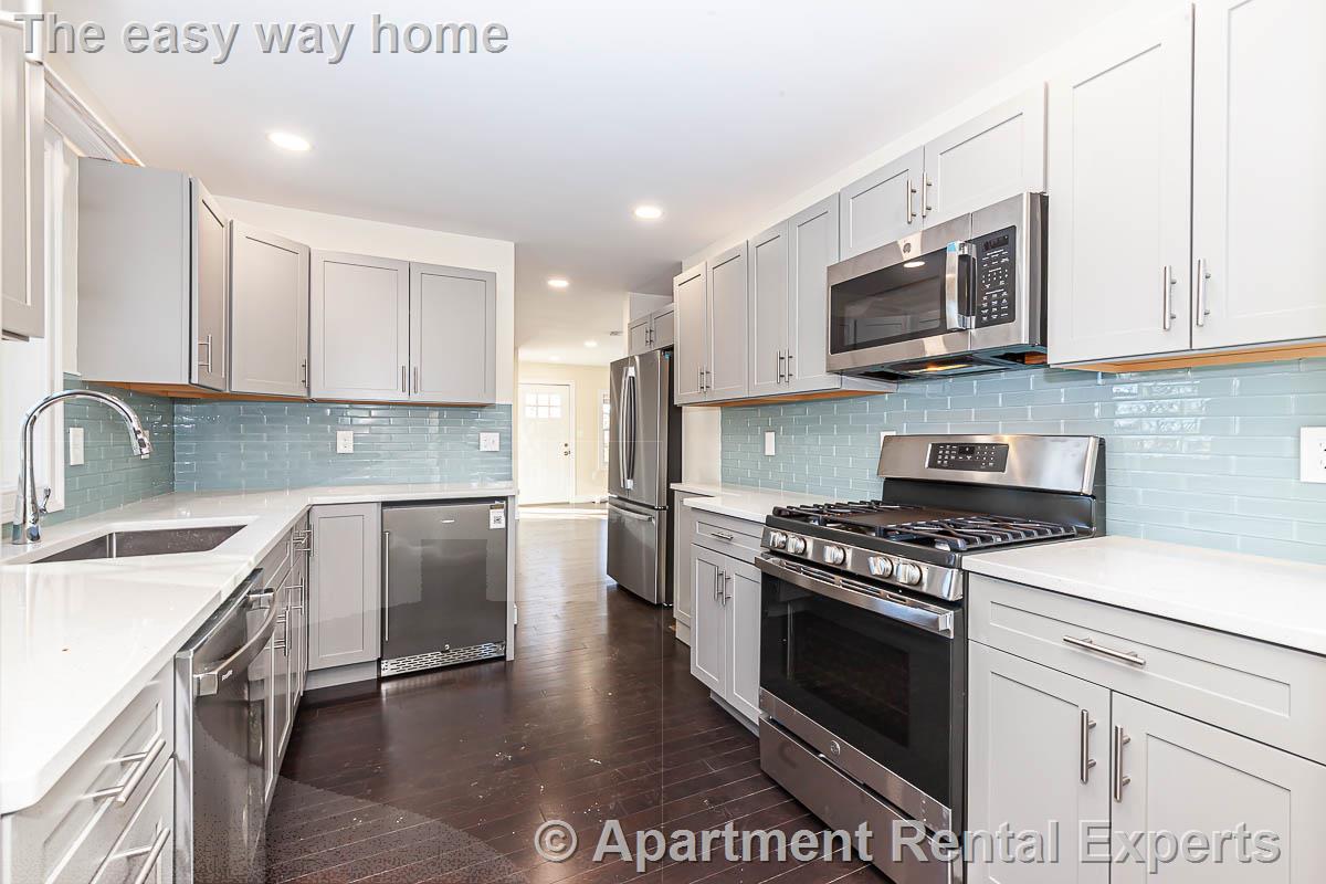 48 Caldwell Rd, Waltham