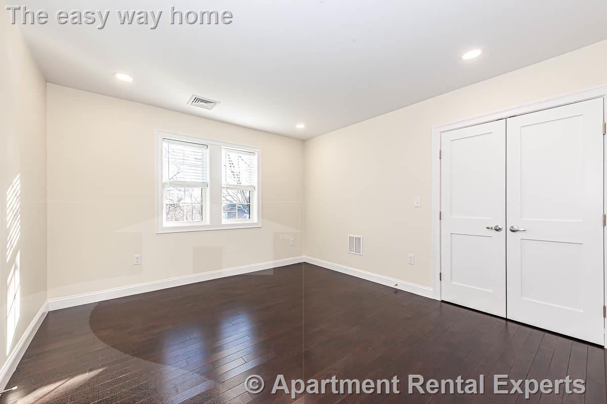 48 Caldwell Rd, Waltham