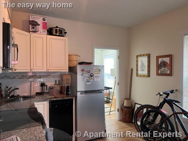 19 Linden Ave, Porter Square