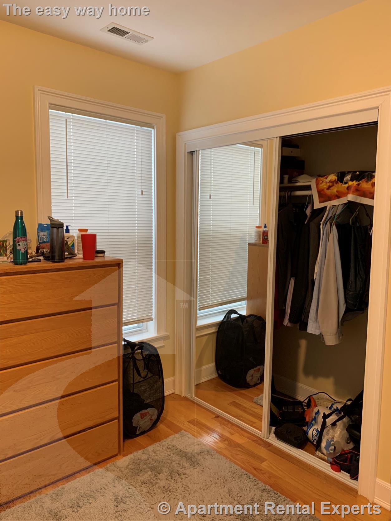 10 Jay St, Davis Square