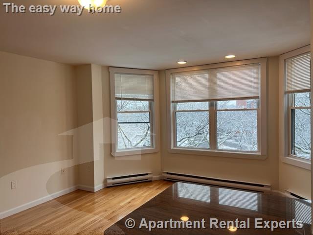 35 Davis Sq, Davis Square