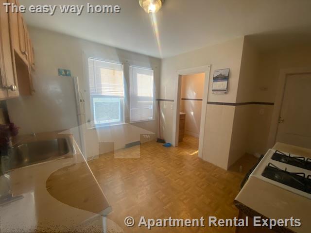 10 Lewis St, Salem St. Area