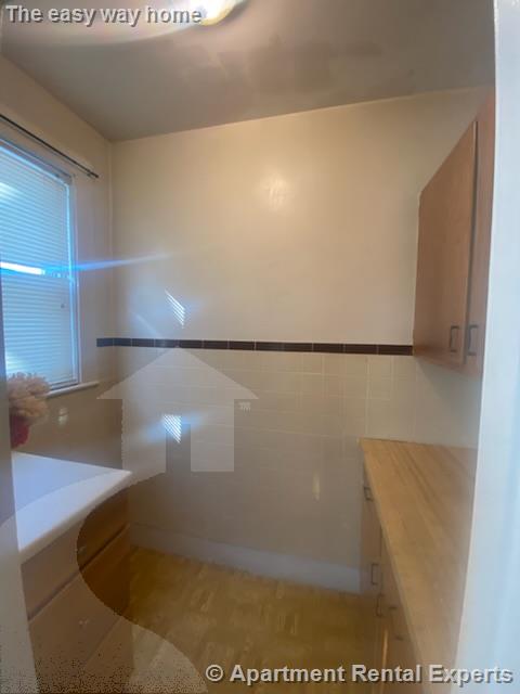 10 Lewis St, Salem St. Area