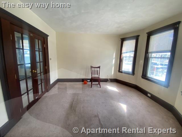 10 Lewis St, Salem St. Area