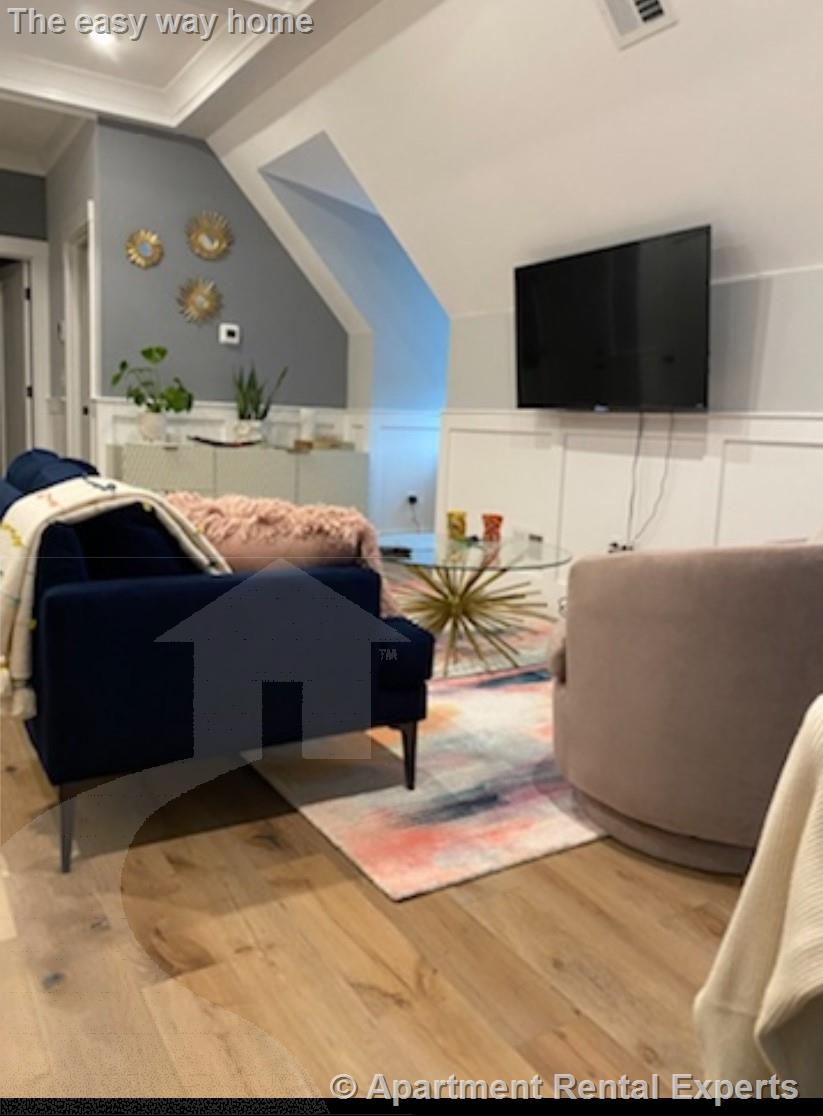 241 School St, Winter Hill