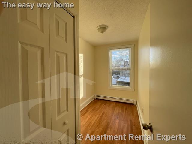 10 Gilman St, East Somerville