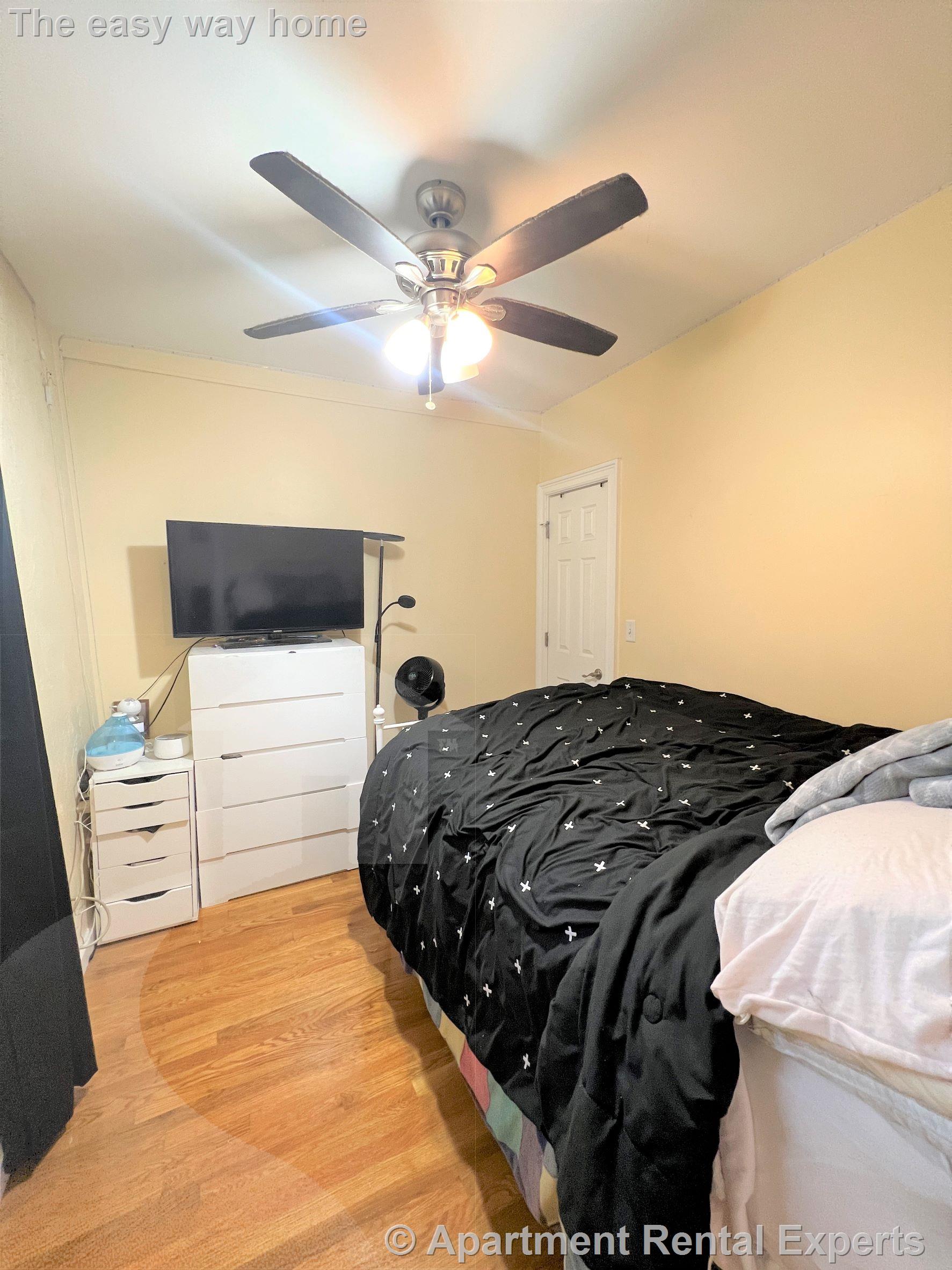 2 Otis St, East Somerville