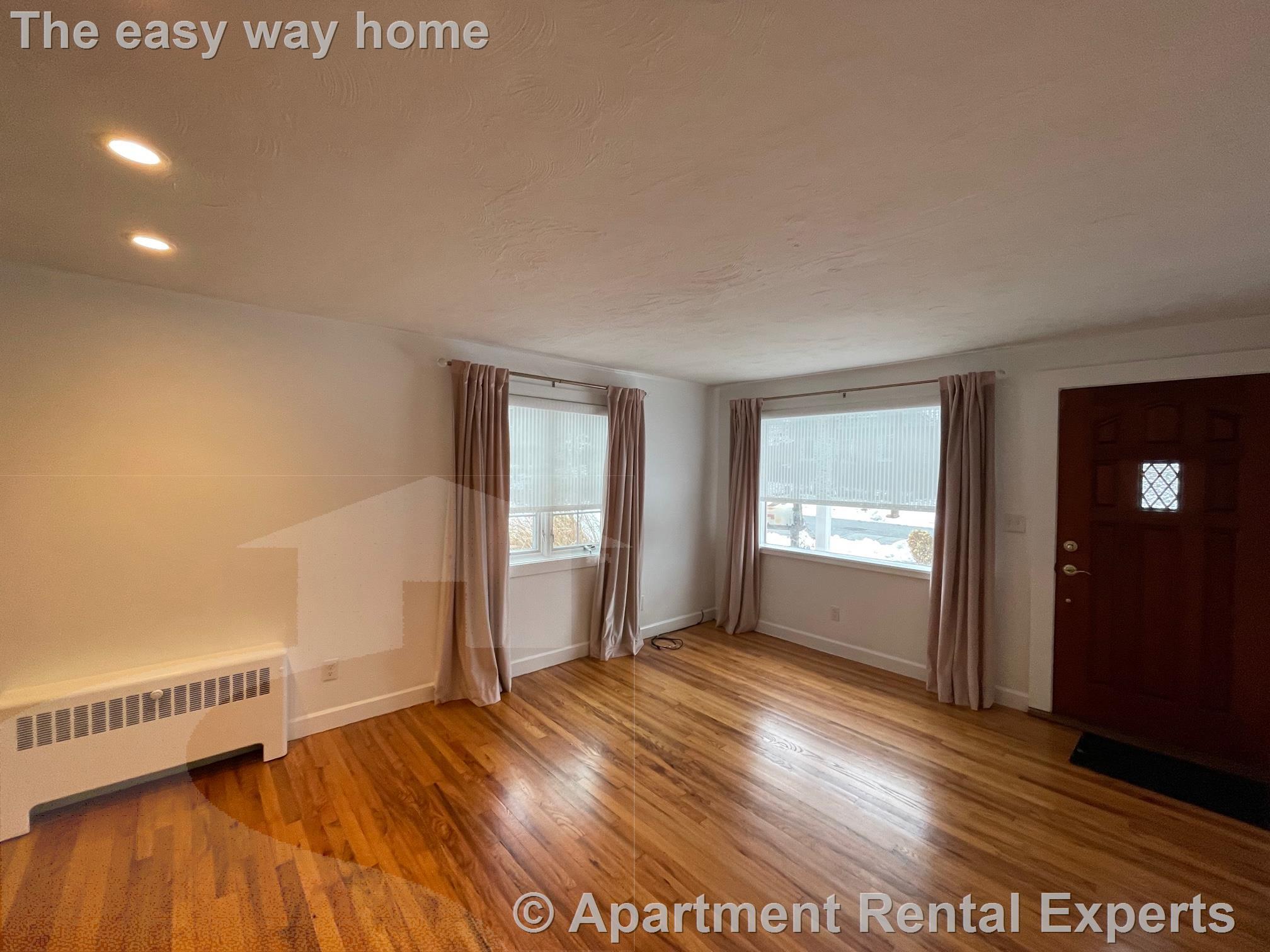 33 Mokema Ave, Waltham