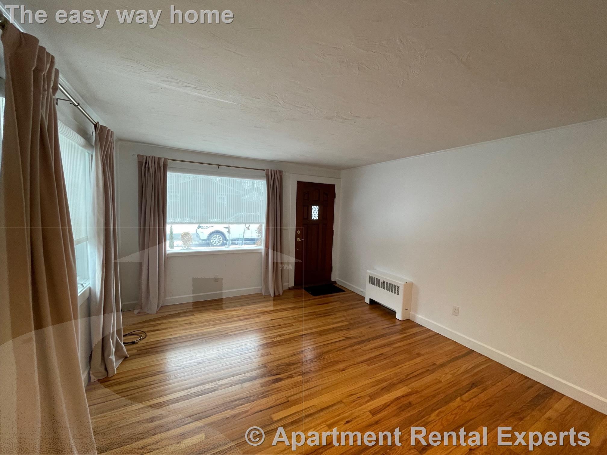 33 Mokema Ave, Waltham