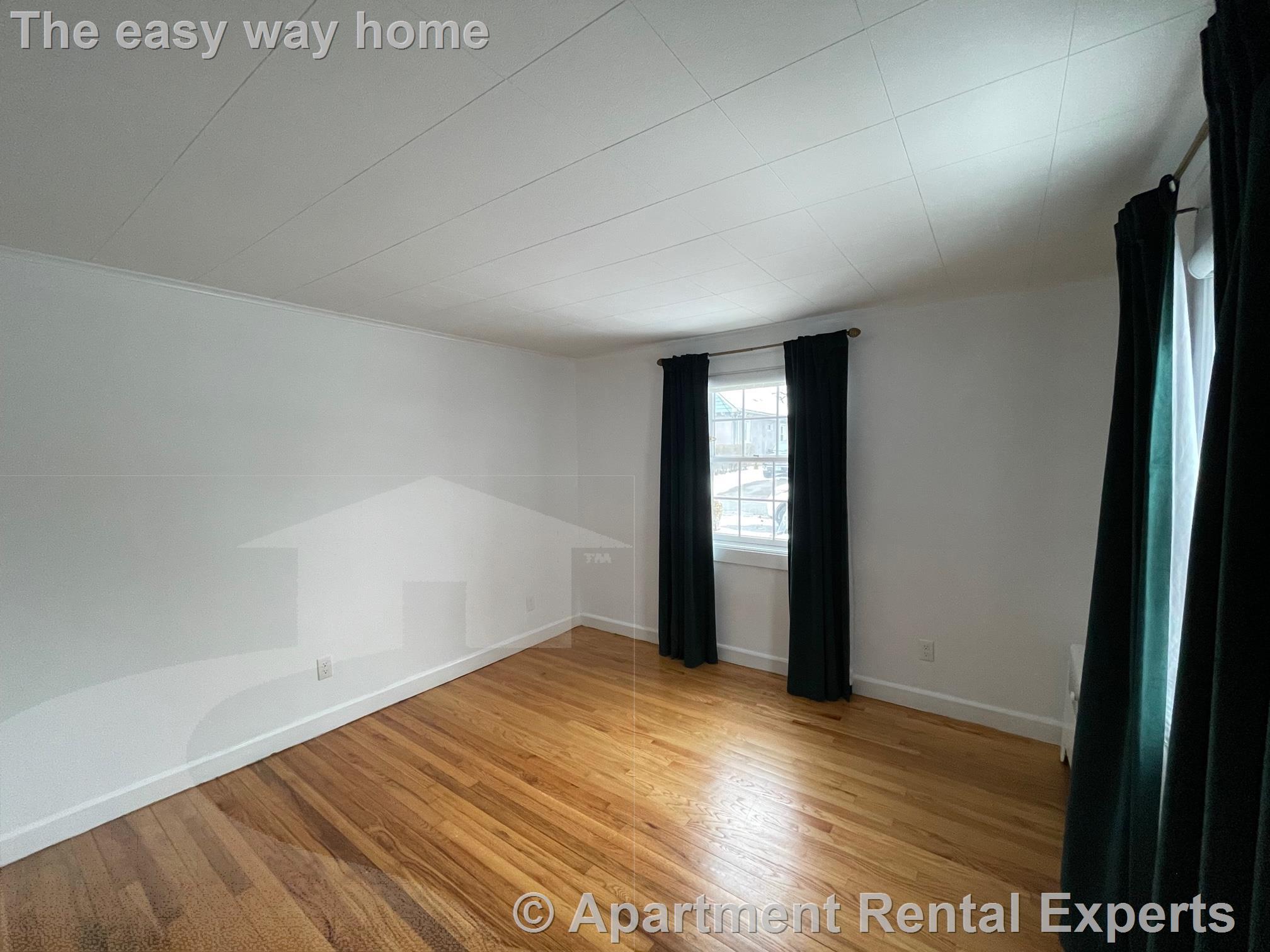 33 Mokema Ave, Waltham