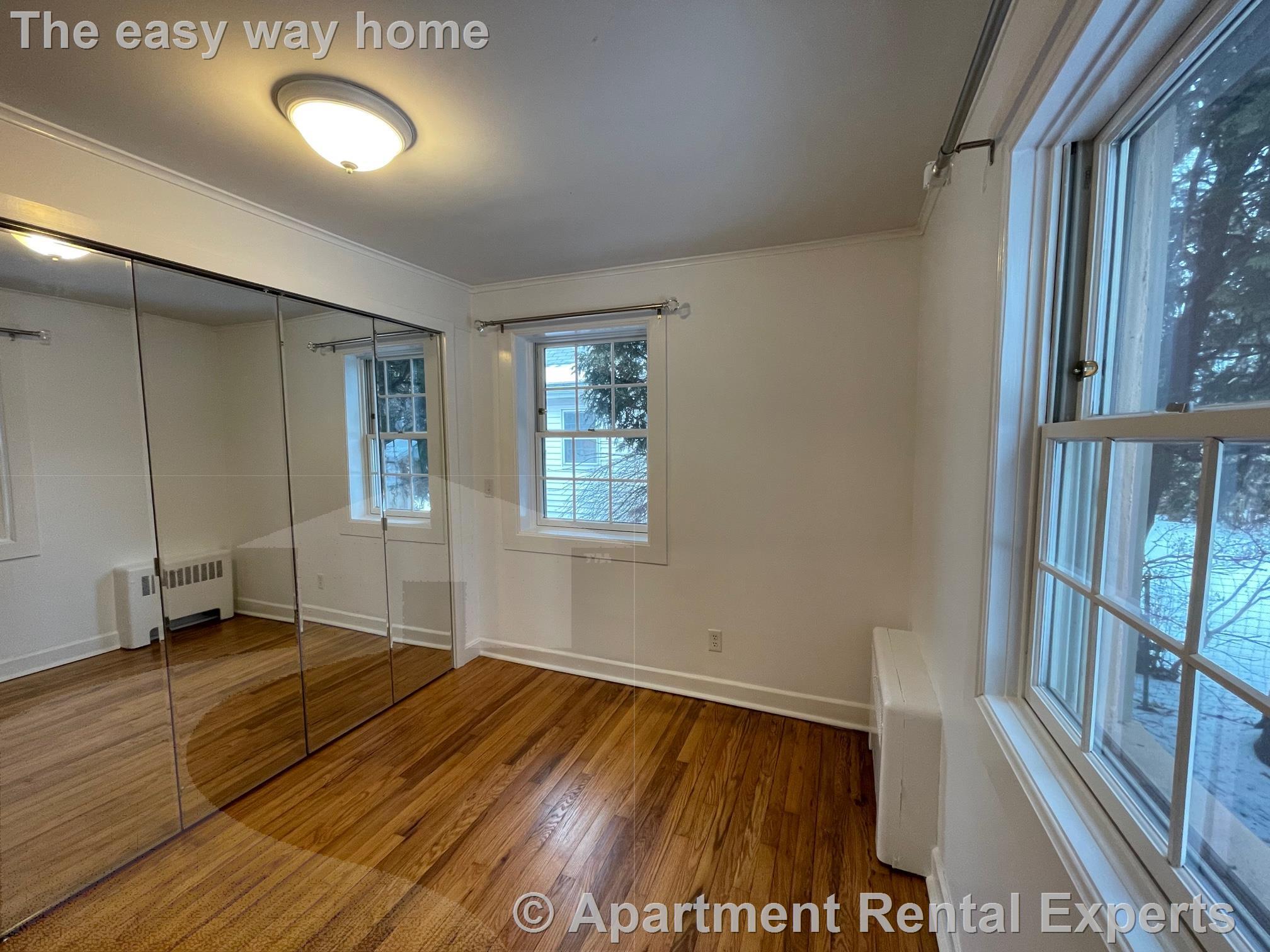 33 Mokema Ave, Waltham