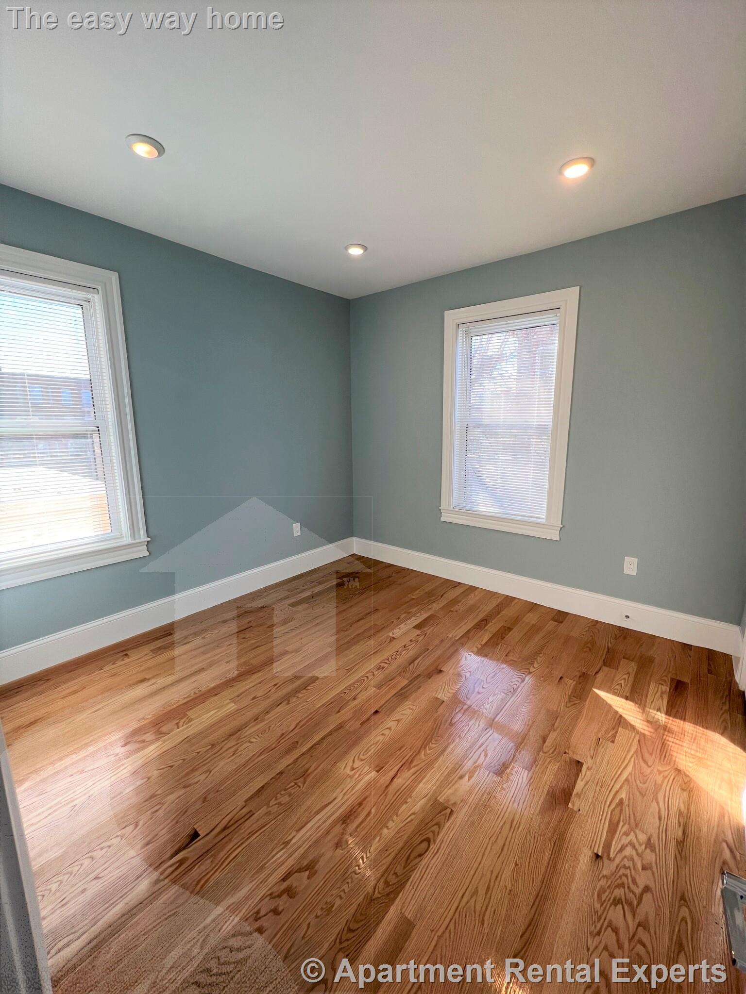 75 Winchester St, Ball Square